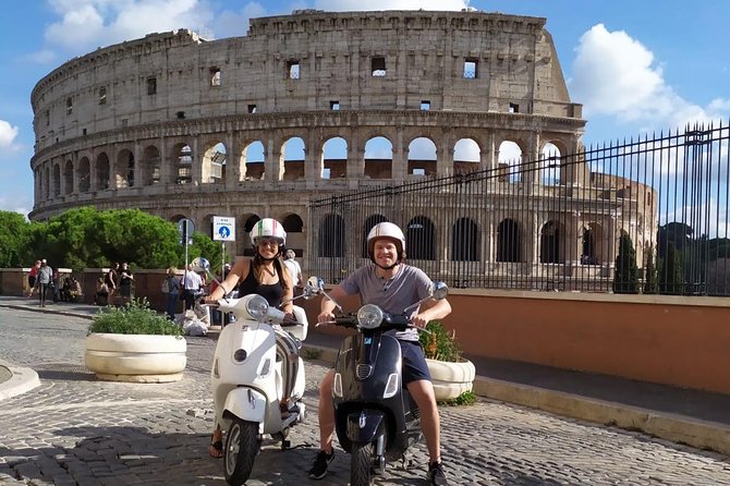Roma in Vespa: Tour di Roma Classica con Pick up – photo 5