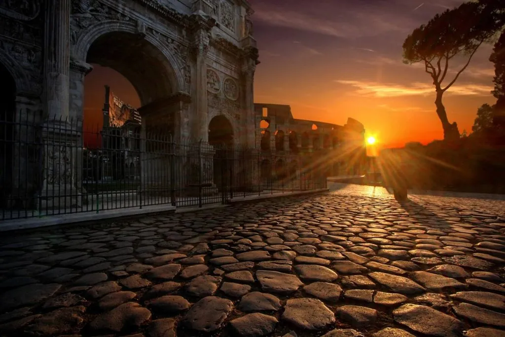 Sunrise at the Arch of Constantine, Rome