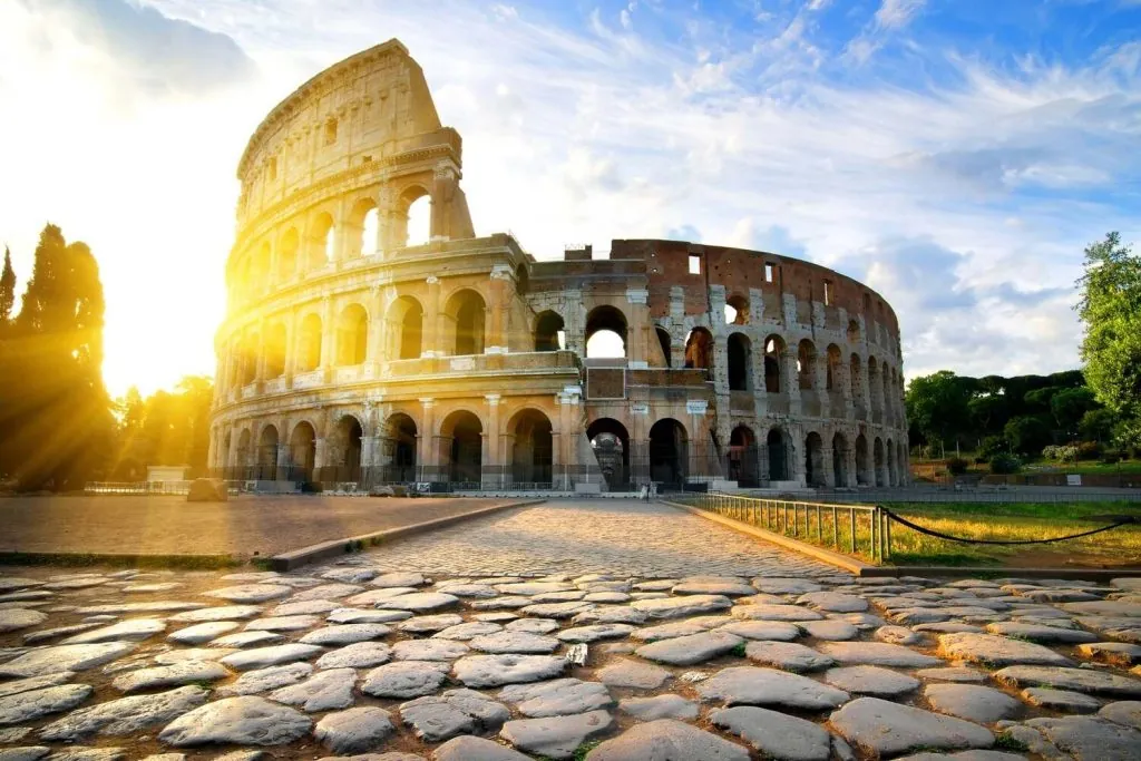 Visita del Coliseo al atardecer - Mejor día para visitar el Coliseo: Consejos de los lugareños
