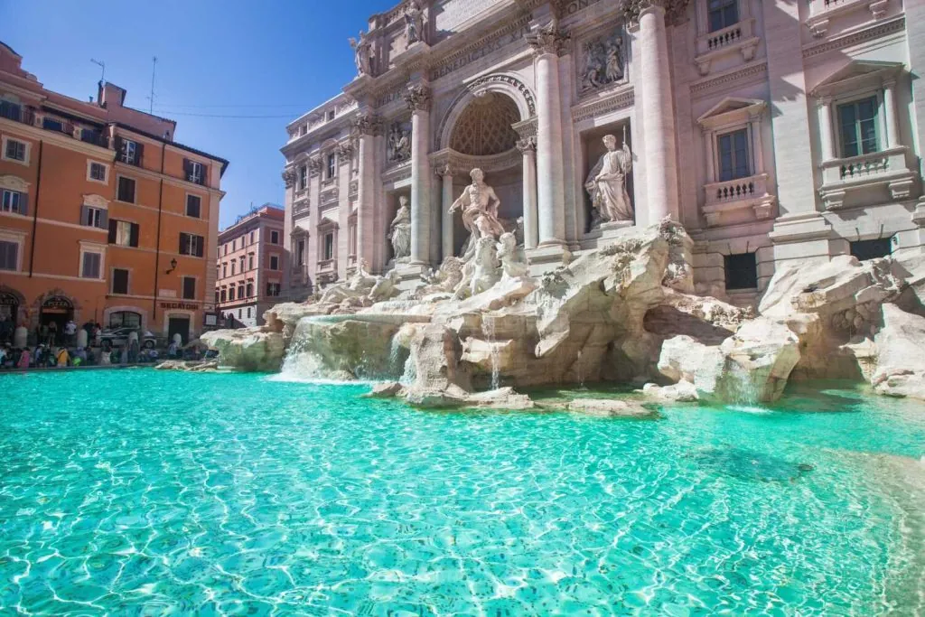 Fontana de Trevi, icónico arte barroco romano