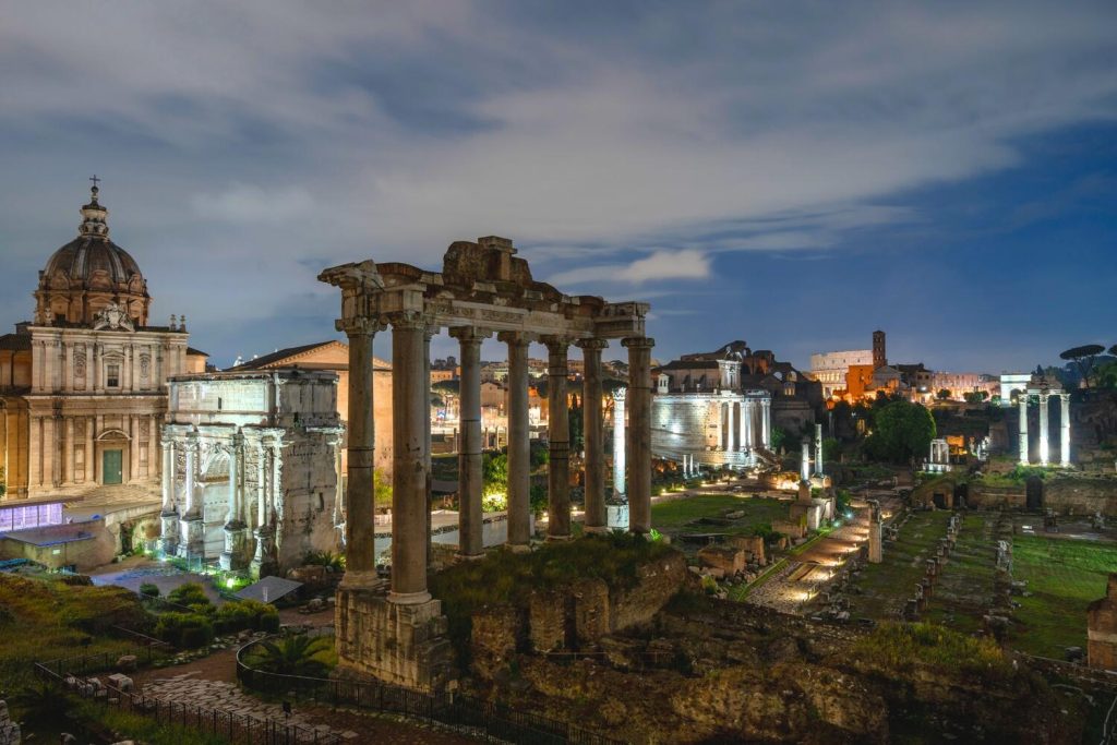 Visita nocturna ao Coliseu e ao Fórum Romano