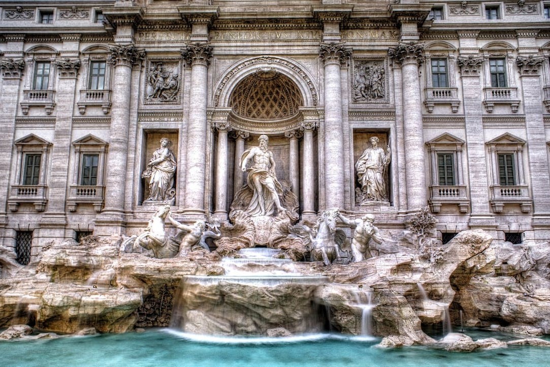 Por qué se construyó la Fontana de Trevi: la verdadera historia, el significado y cómo verla hoy